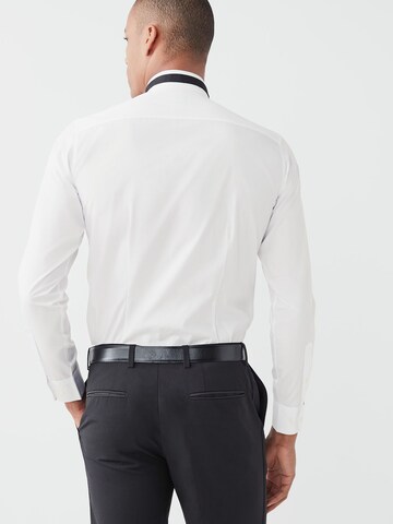 Slim fit Camicia di Next in bianco