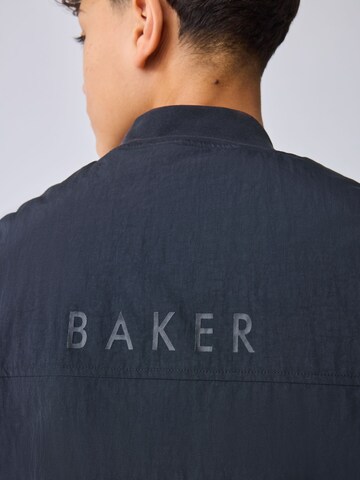 smėlio Baker by Ted Baker Rinkinys