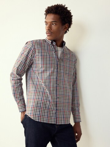 Next Regular Fit Hemd in Grau: Vorderseite