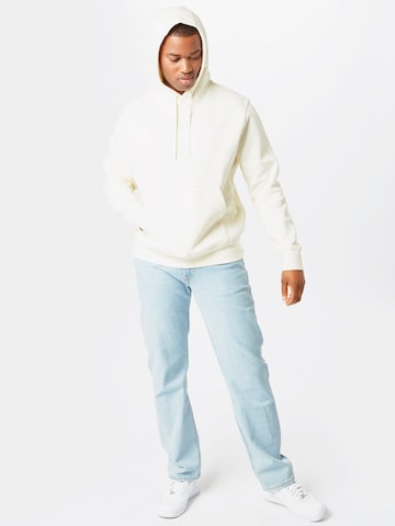 Nike Sportswear Regular Fit Sweatshirt 'Club Fleece' i hvit