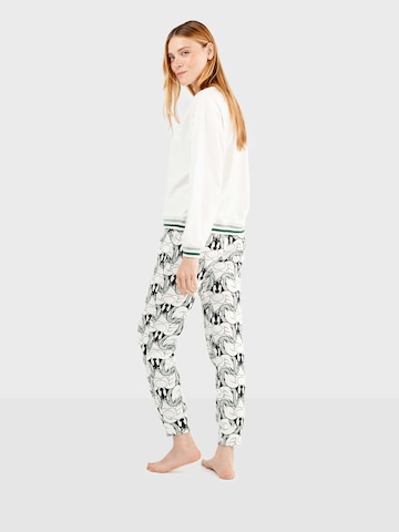 Gisela Pyjamas i vit