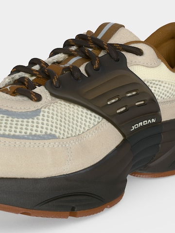 Jordan Låg sneaker 'TRUNNER' i beige