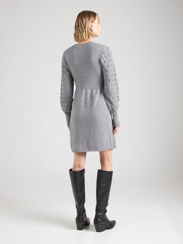 Robes en maille 'NONINA' b.young en gris