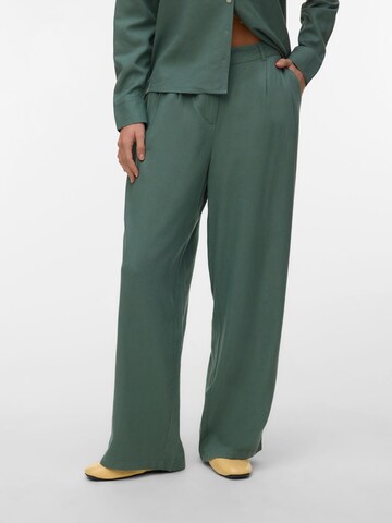 VERO MODA - Pierna ancha Pantalón plisado 'VMMymilo' en verde: frente