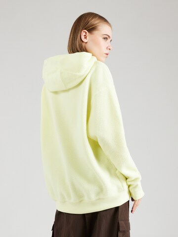 Sweat-shirt Nike Sportswear en vert