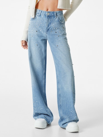 Bershka Wide leg Jeans in Blue: front