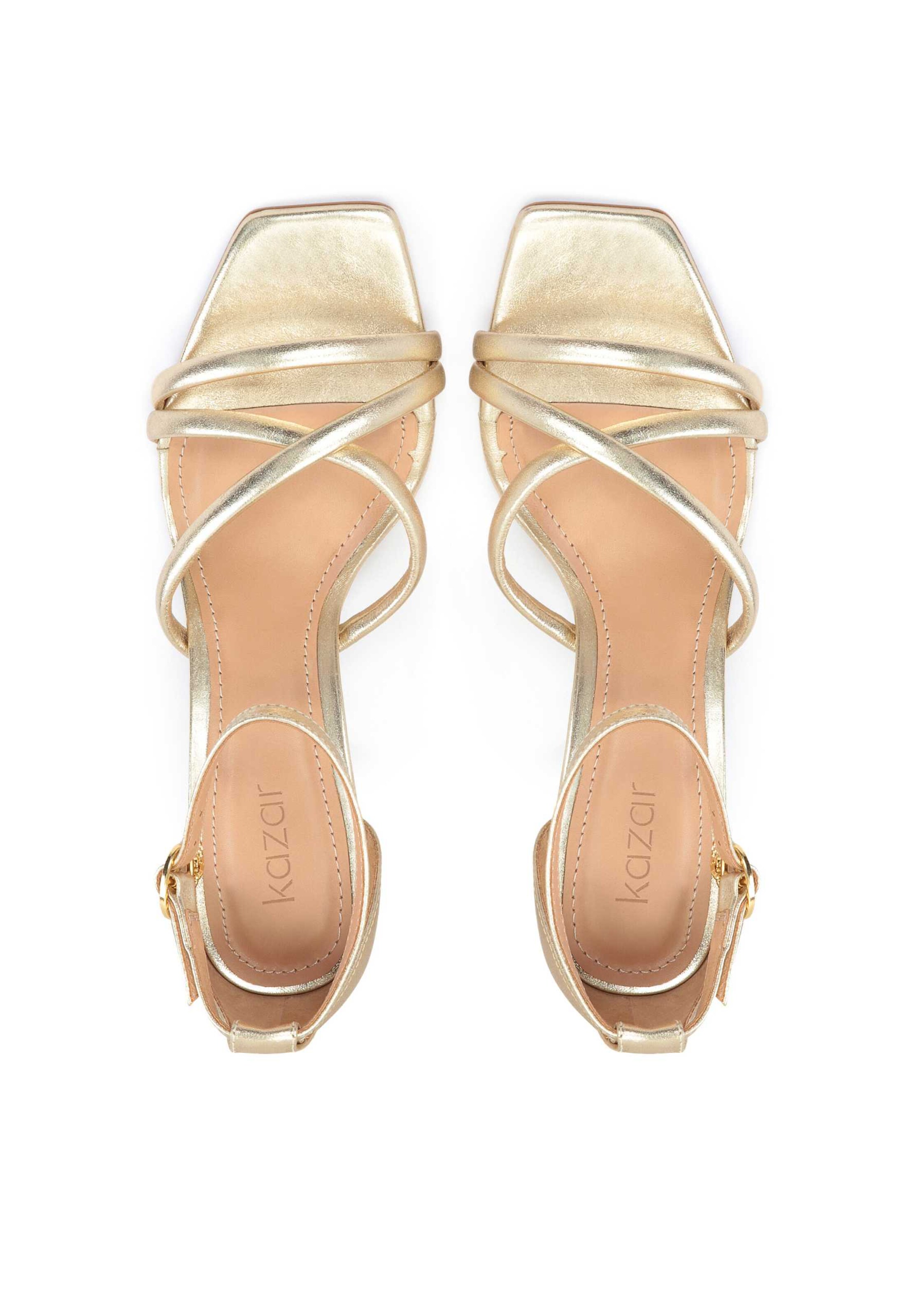 Sandalo di Kazar in oro