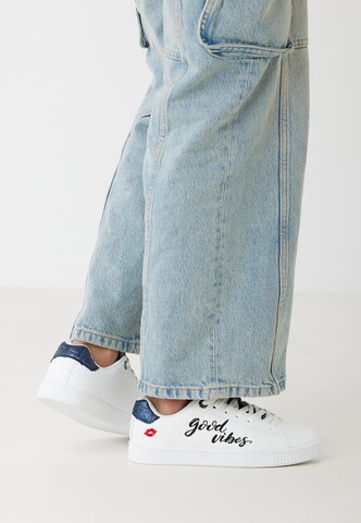 BRITISH KNIGHTS Sneaker low 'Mist' i hvid
