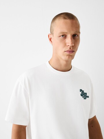 T-Shirt Bershka en blanc