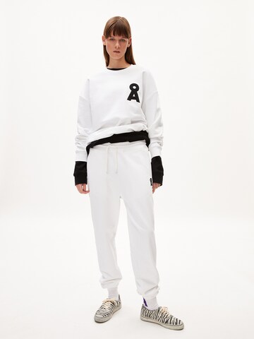 ARMEDANGELS Sweatshirt 'Sasha' in White
