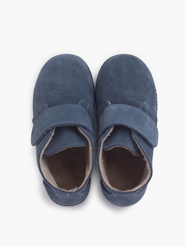Pisamonas - Bota em azul