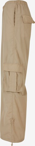 Effilé Pantalon cargo Urban Classics en beige