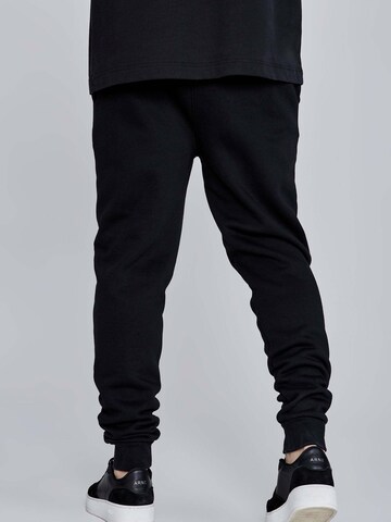 SikSilk Slimfit Sporthose 'Essentials' in Schwarz
