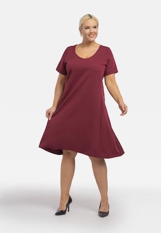 Robe 'KARLA' Karko en rouge : devant