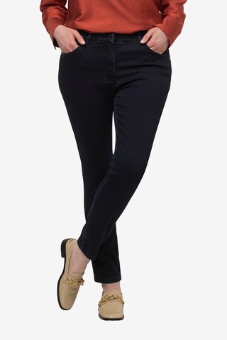 Ulla Popken Slimfit Jeans in Blauw: voorkant