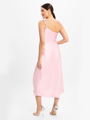 Marie Lund Evening dress in Pink