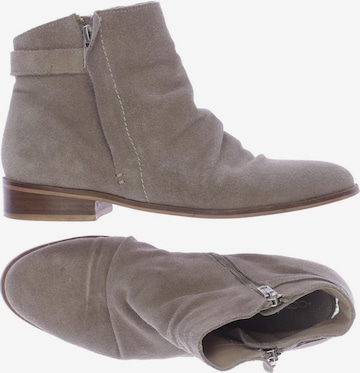 COX Dress Boots in 38 in Beige: front