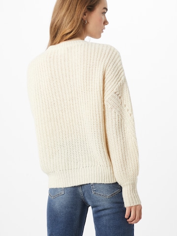 VILA Sweter w kolorze biały