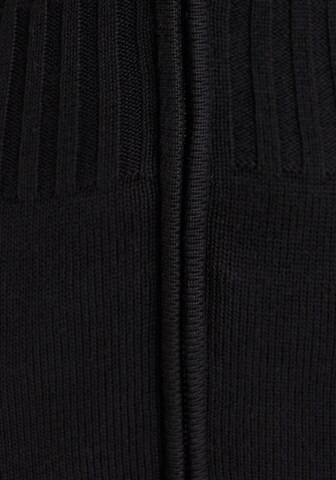 KangaROOS Strickjacke in Schwarz