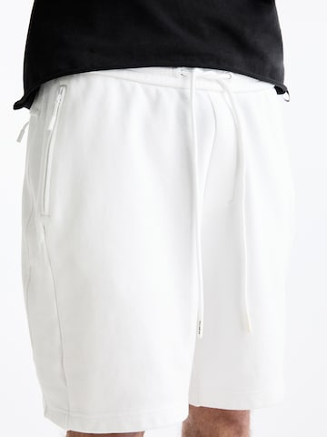 Pull&Bear Loose fit Pants in White