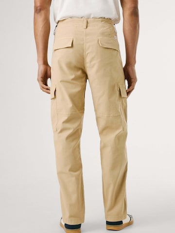 Pepe Jeans Regular Cargo trousers in Beige