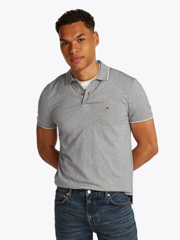Maglietta di TOMMY HILFIGER in grigio: frontale