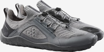 Vivo Barefoot Matalavartiset tennarit 'PRIMUS TRAIL KNIT FG' värissä harmaa: etupuoli