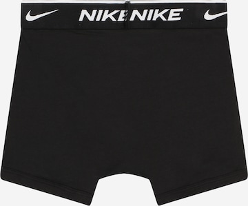 Nike Sportswear Долни гащи в черно