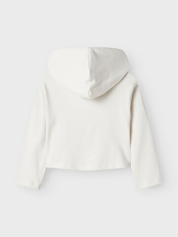 Sweat-shirt 'NKFViala' NAME IT en blanc
