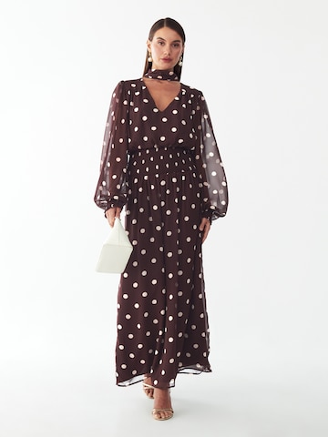 Robe de soirée 'FARLEY' St MRLO en marron : devant