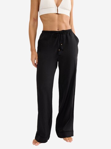 TRIUMPH Loosefit Broek ' Red Label Summer Wear ' in Zwart: voorkant