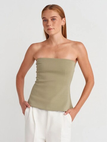 Dilvin Top in Green: front