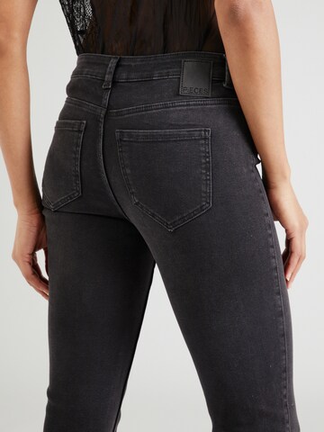 PIECES Slimfit Jeans 'NUNNA' in Grijs