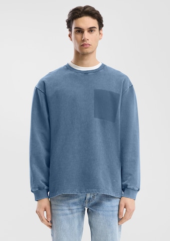 QS Sweatshirt in Blue: front