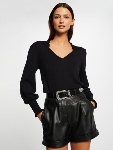 Morgan Sweater in Black: front