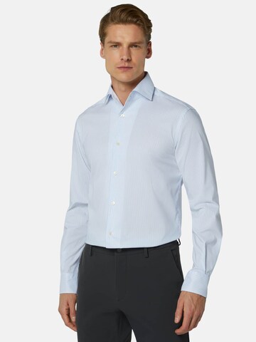 Coupe regular Chemise Boggi Milano en bleu : devant