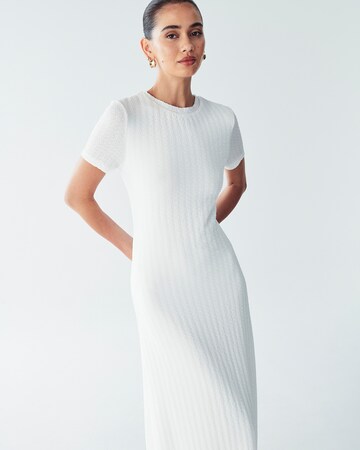 St MRLO Dress in White