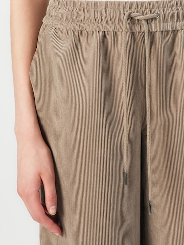 JDY Широка кройка Панталон 'JDYULLA OHIO' в кафяво