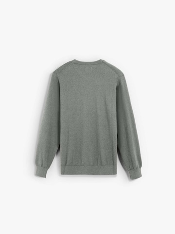 Scalpers Sweater in Green