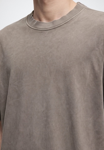 Tricou de la Abercrombie & Fitch pe bej