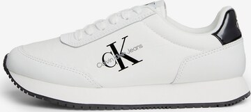 Baskets basses Calvin Klein Jeans en blanc : devant