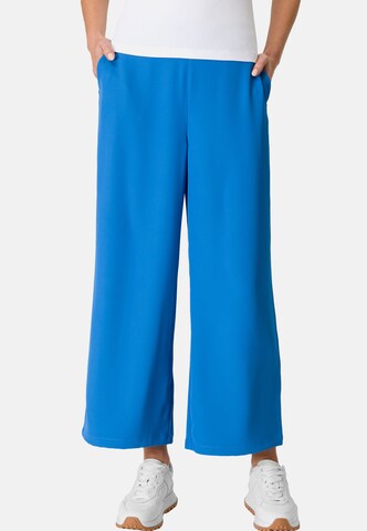 zero Loose fit Pants in Blue: front