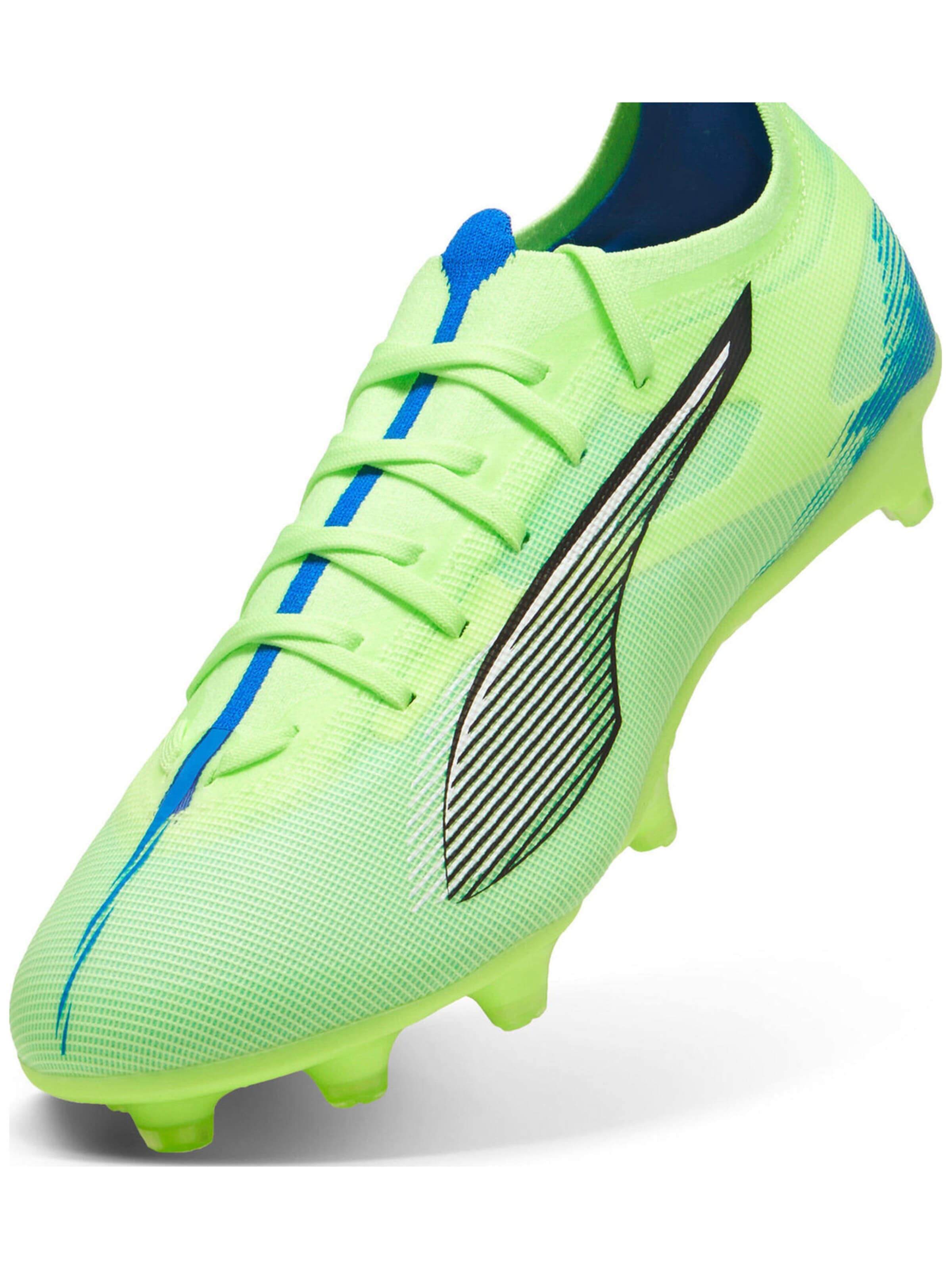 PUMA Soccer shoe 'Puma Ultra 5 Match Fgag' in Green