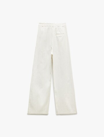 Koton Wide leg Pleat-Front Pants in White