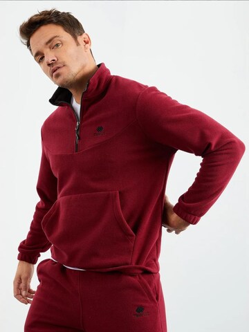 Tommy Life Sweat suit 'Aktive Sets' in Red