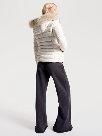 Giacca invernale 'Essential' di Tommy Jeans in beige