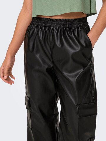 ONLY - Tapered Pantalón cargo 'FADUMA-TANA' en negro