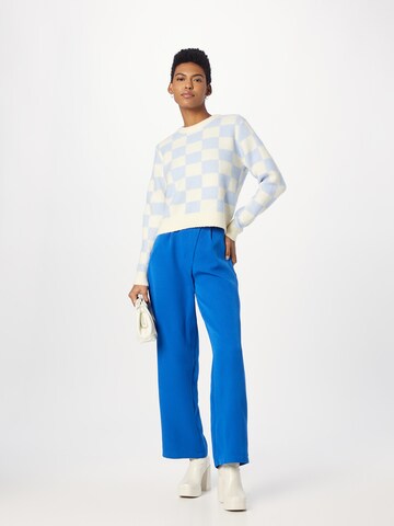 Hailys Loose fit Pleat-Front Pants 'Grace' in Blue