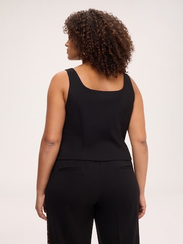Fiorella Rubino - Top en negro
