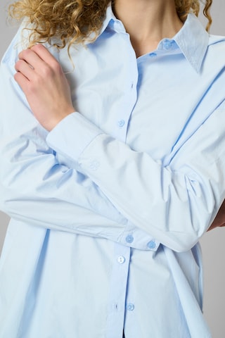 My Essential Wardrobe Bluse in Blau